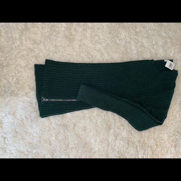 S ABERCROMBIE sweater - Picture 1 of 3